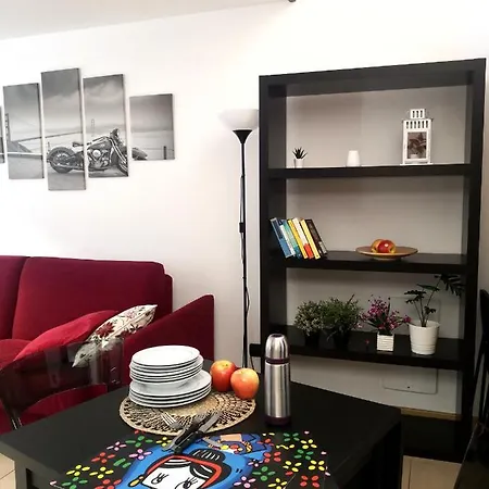Loft Ristrutturato Vicino M4 Argonne - San Benigno * Milan