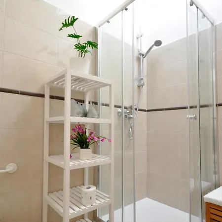 Apartment Loft Ristrutturato Vicino M4 Argonne - San Benigno Milan