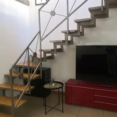 Apartment Loft Ristrutturato Vicino M4 Argonne - San Benigno