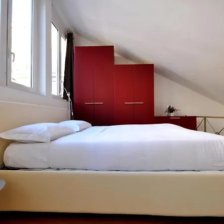 Apartment Loft Ristrutturato Vicino M4 Argonne - San Benigno *